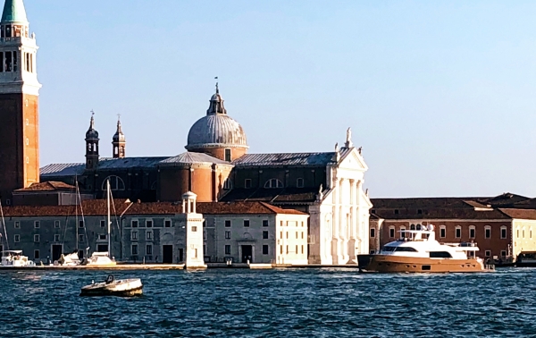 Olive I need Venice